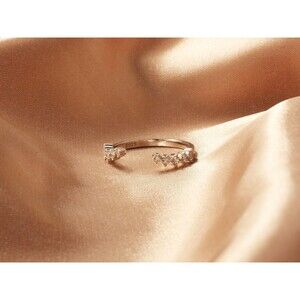 925 Sterling Silver Sparkling Cubic Zirconia Gemstone Ring